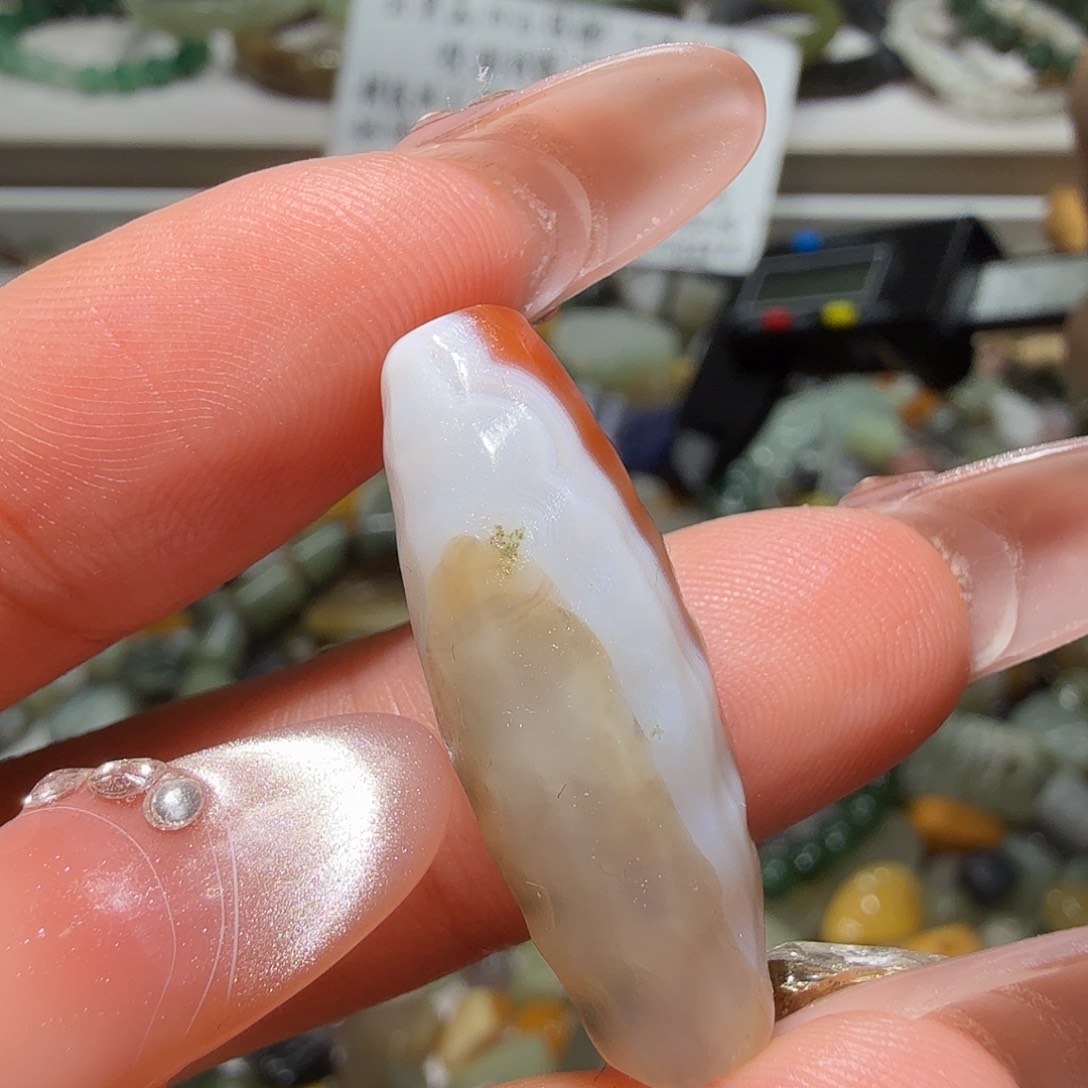 和田玉未镶嵌珠宝奇石