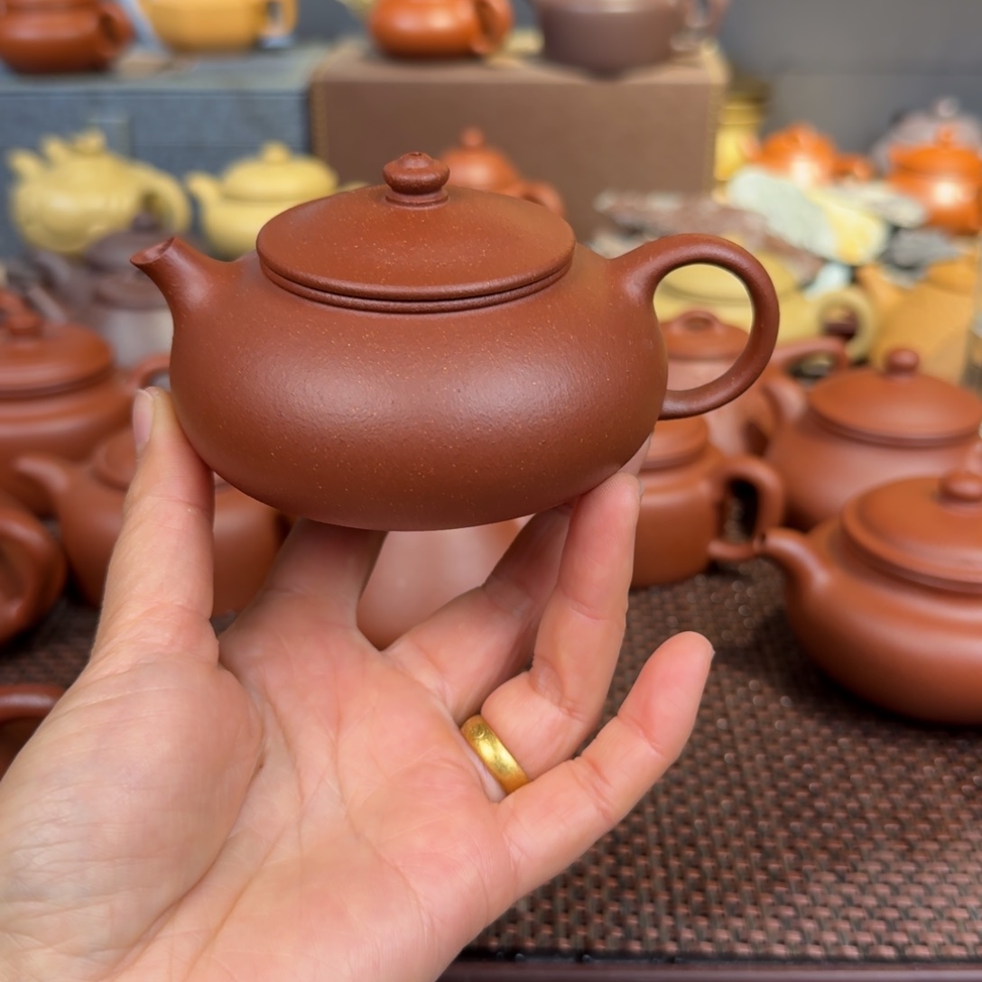 段泥茶壶140毫升左右