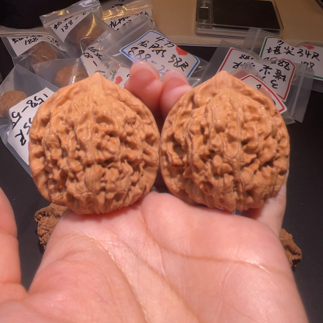 把件文玩核桃43左右官帽
