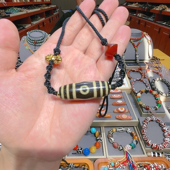 未镶嵌玛瑙/玉髓珠宝奇石