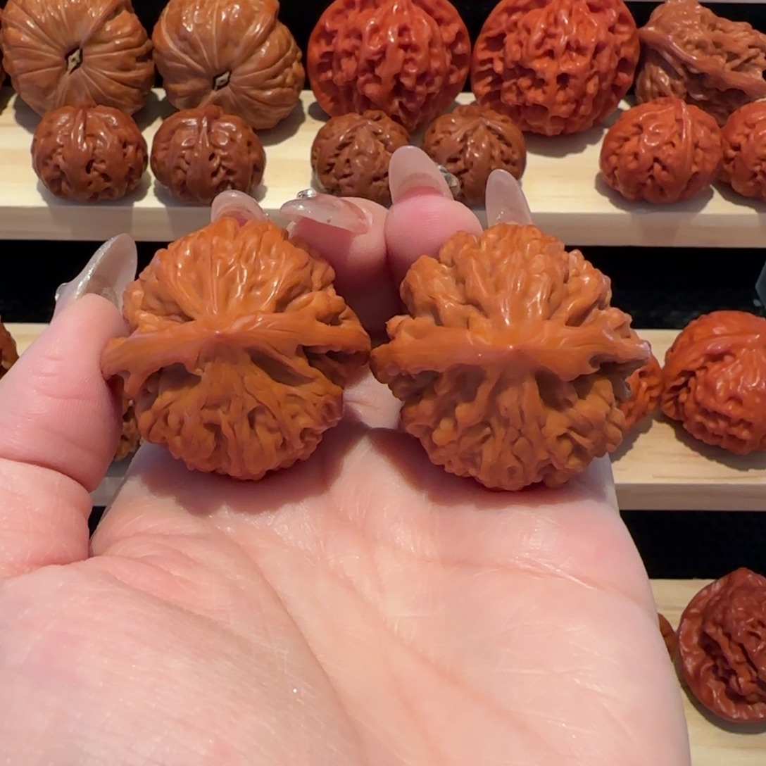 文玩核桃吊坠文山36精品2798