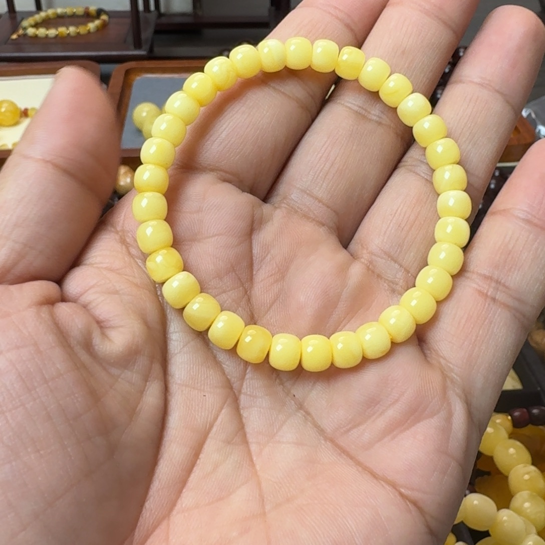 塔***塔蜜蜡未镶嵌手链塔塔