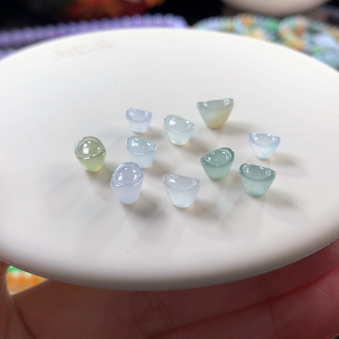 翡翠颈饰未镶嵌翡翠冰底元宝随机发一颗