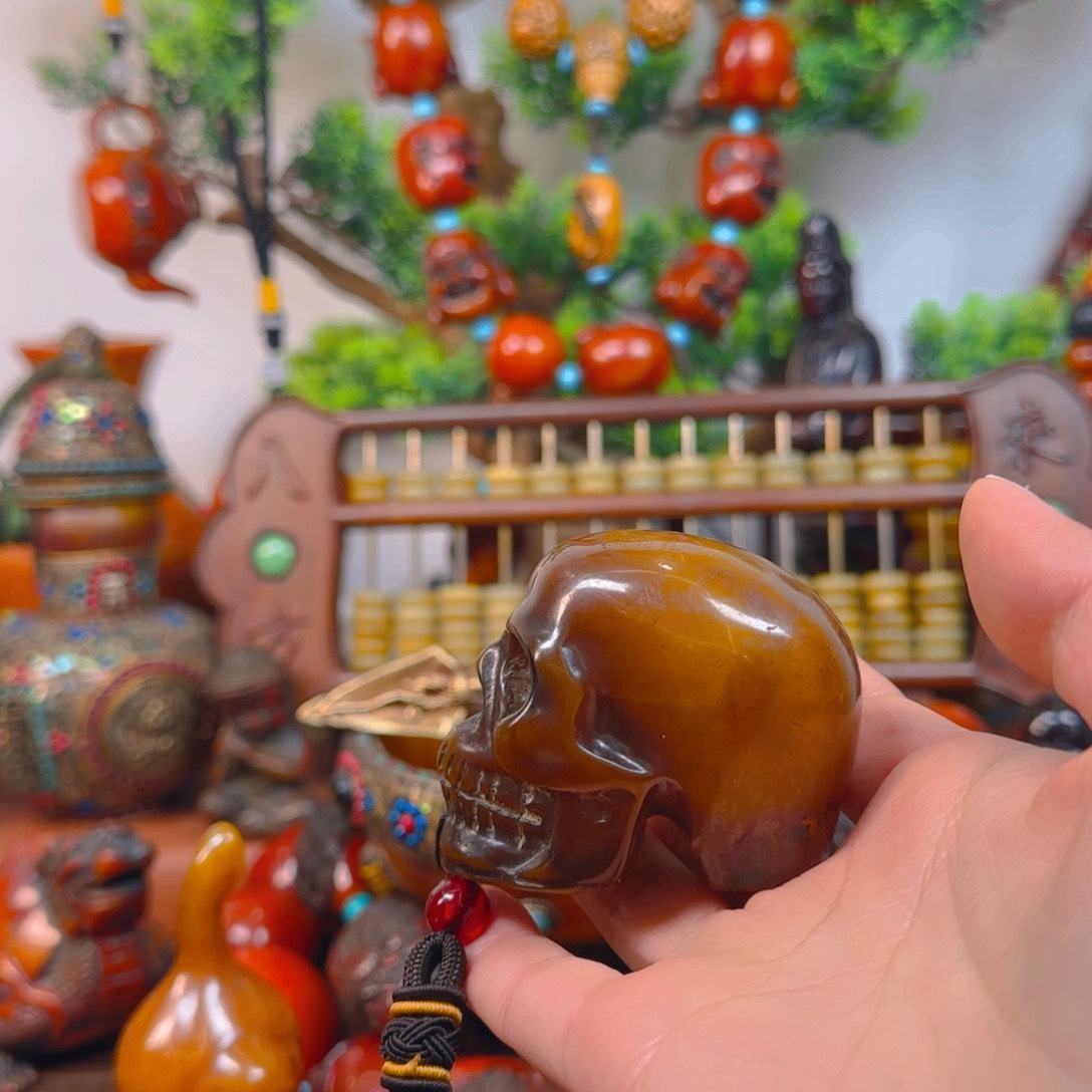 琥珀裸石未镶嵌手把