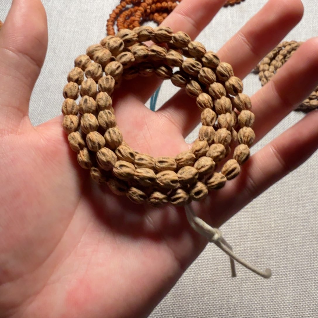 【闪购商品】柏香籽/百香籽吊坠