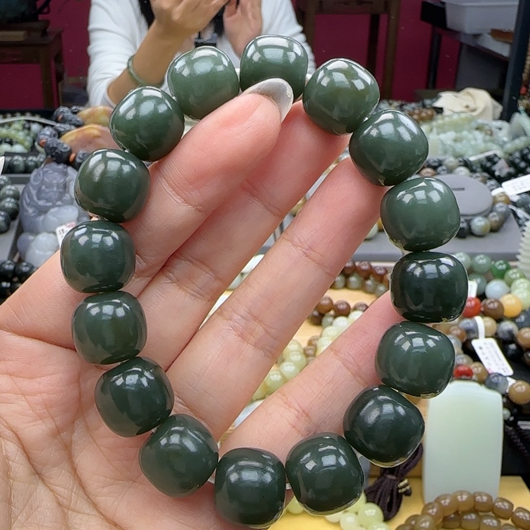 和田玉手链未镶嵌