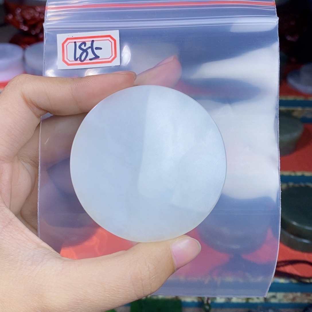 和田玉未镶嵌和田玉