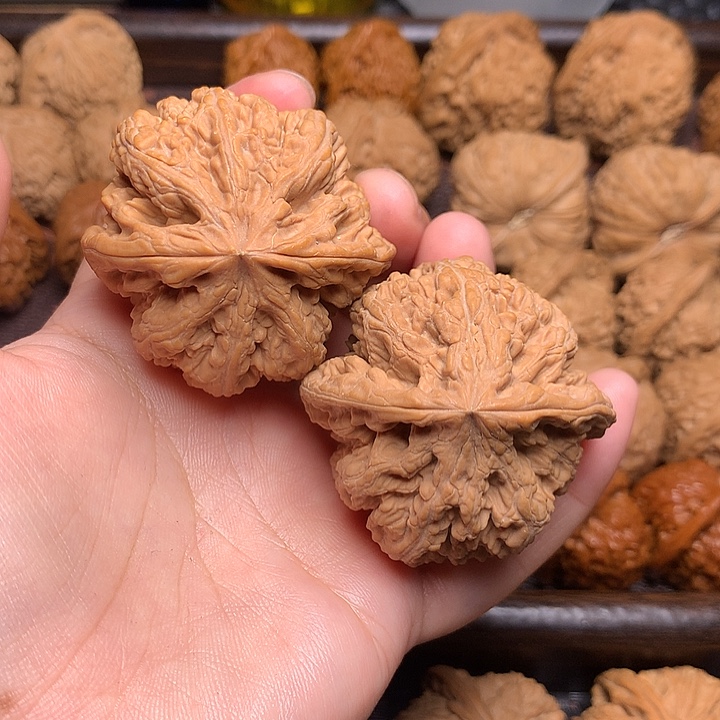 ᨳ***ଓ文玩核桃吊坠大粗筋46尺色差