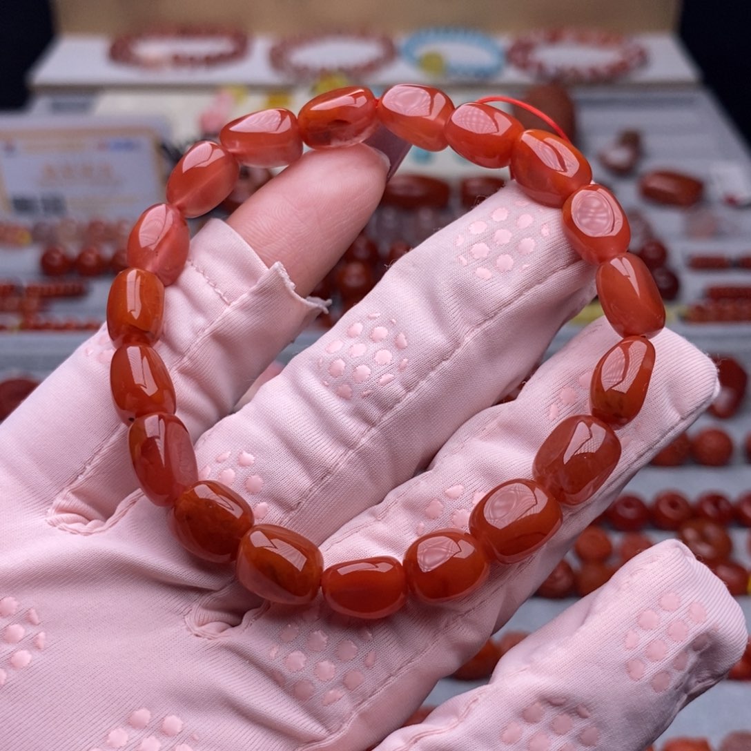 南红玛瑙配饰未镶嵌瑕疵