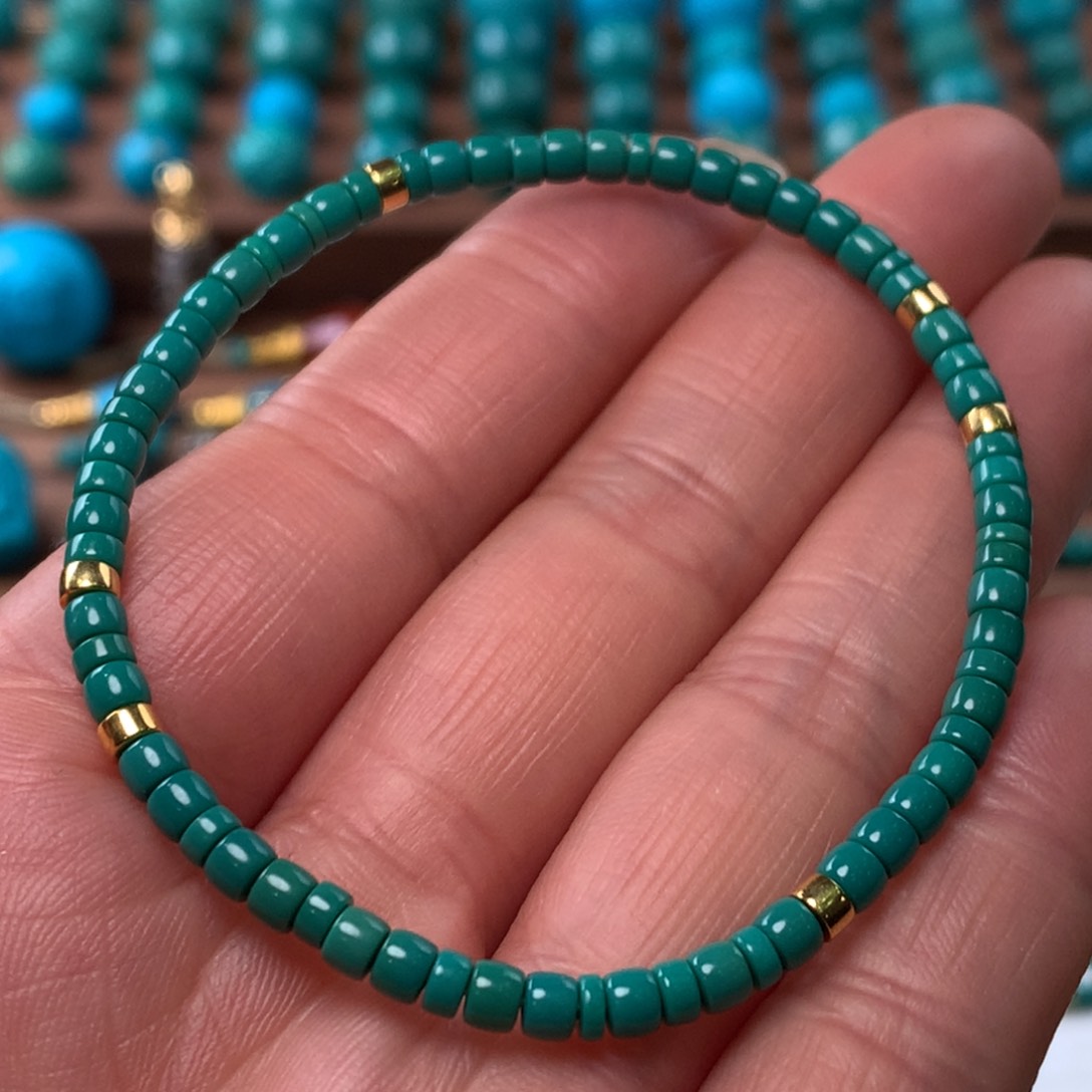 绿松石手串18K金镶嵌直径3.6mm