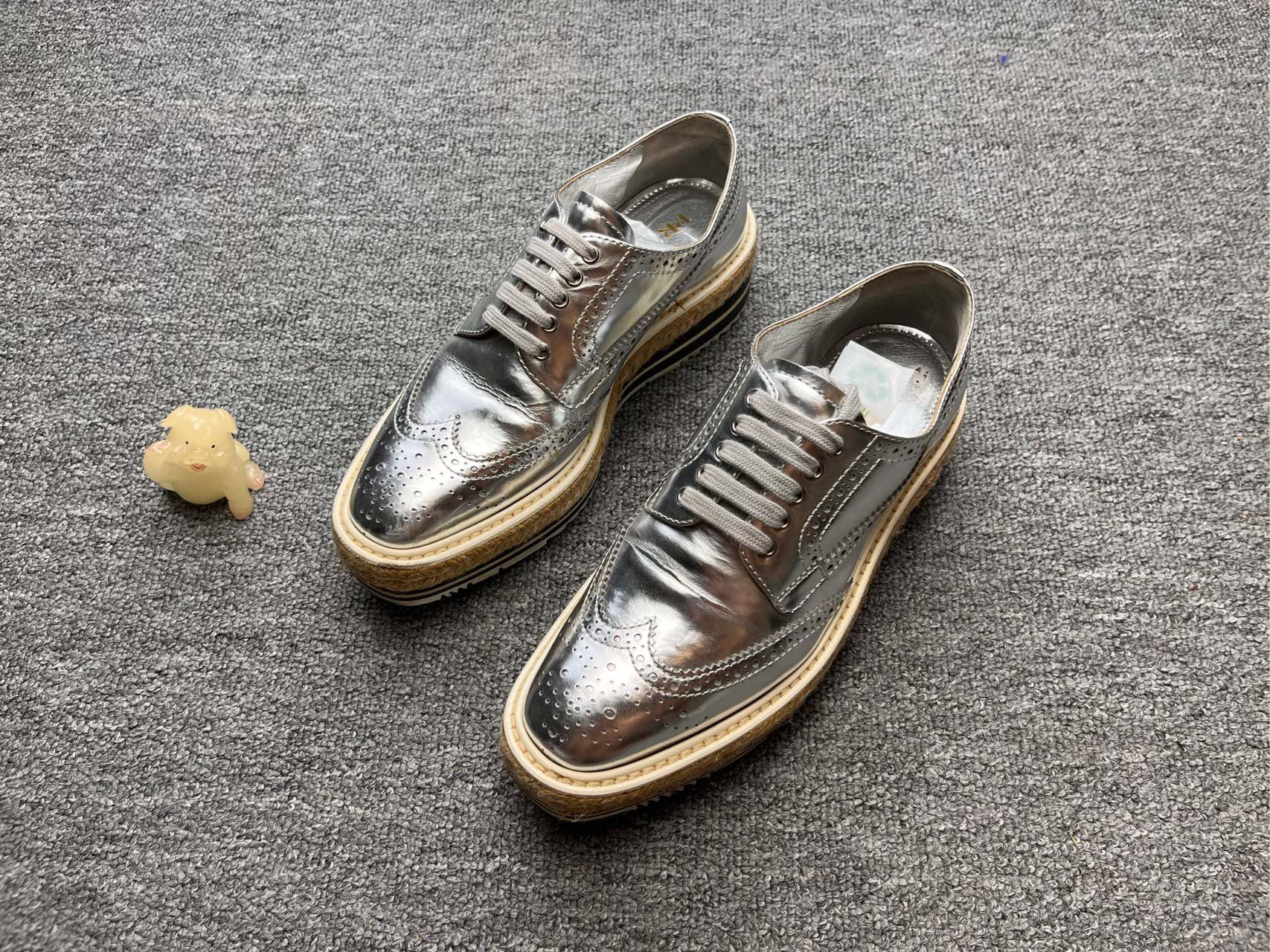 Prada普拉达松糕鞋 36码/98新