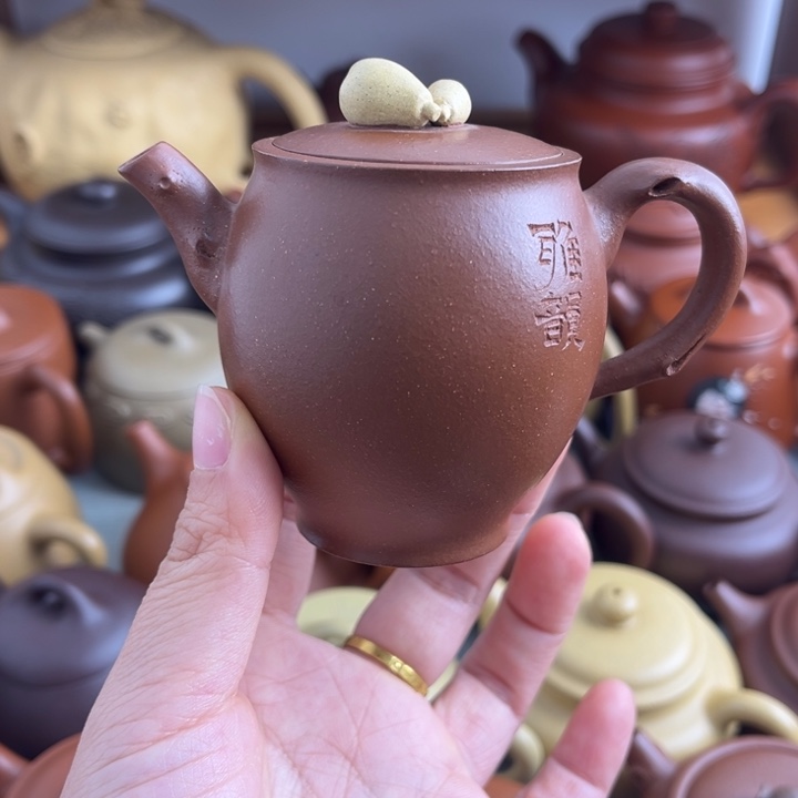 紫砂茶壶130cc降坡半手