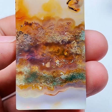 玛瑙/玉髓颈饰未镶嵌田**果