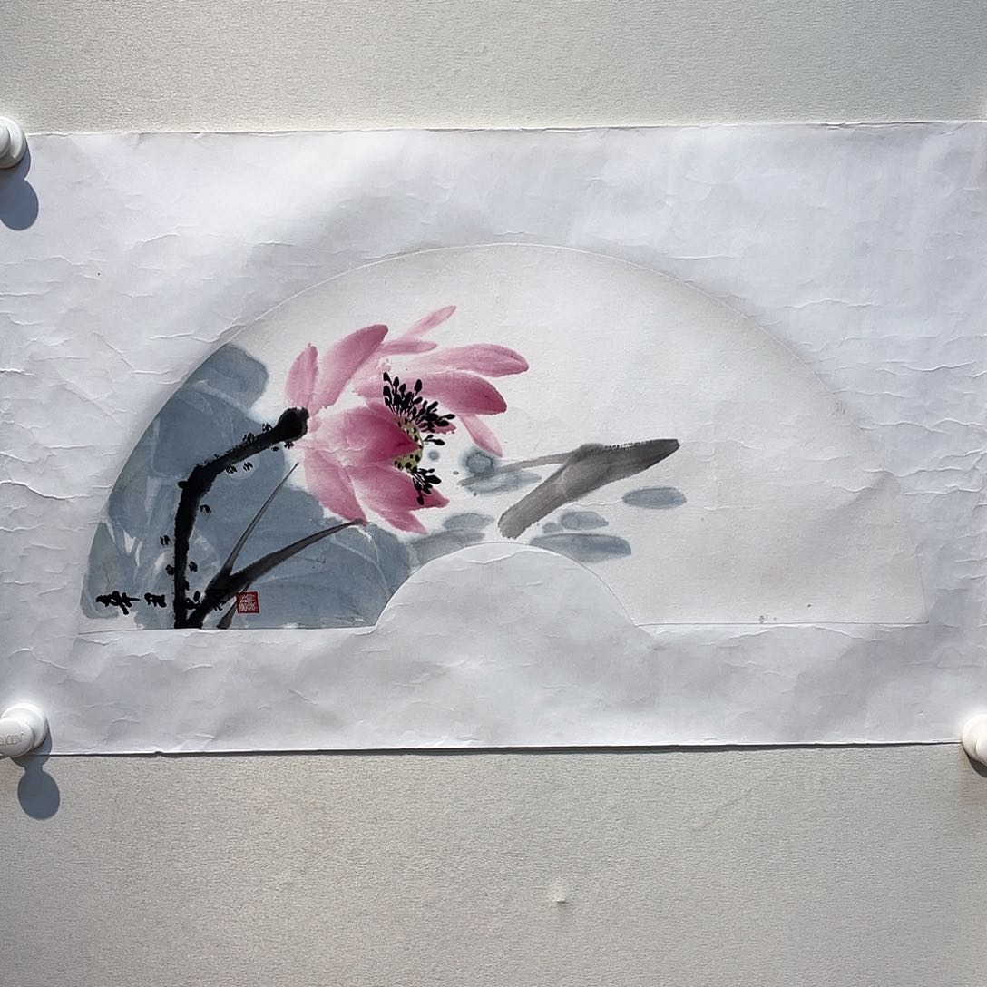 国画把头伸过来给我的