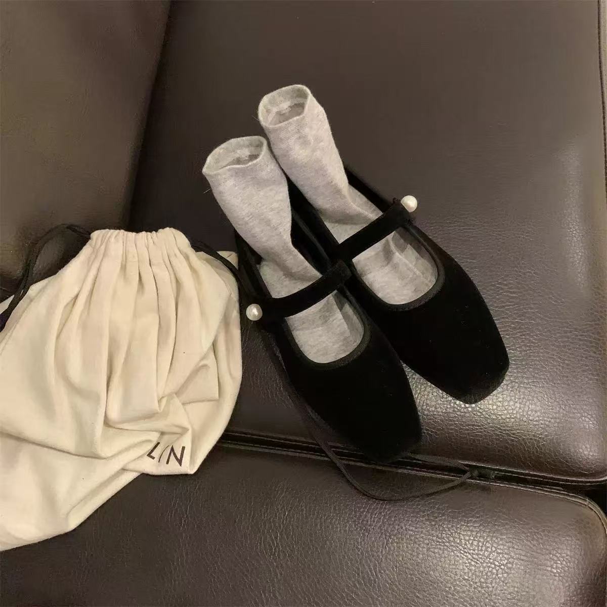 哈哈女鞋 默认微瑕 2025春季极简风芭蕾舞一字带单鞋 A366-6