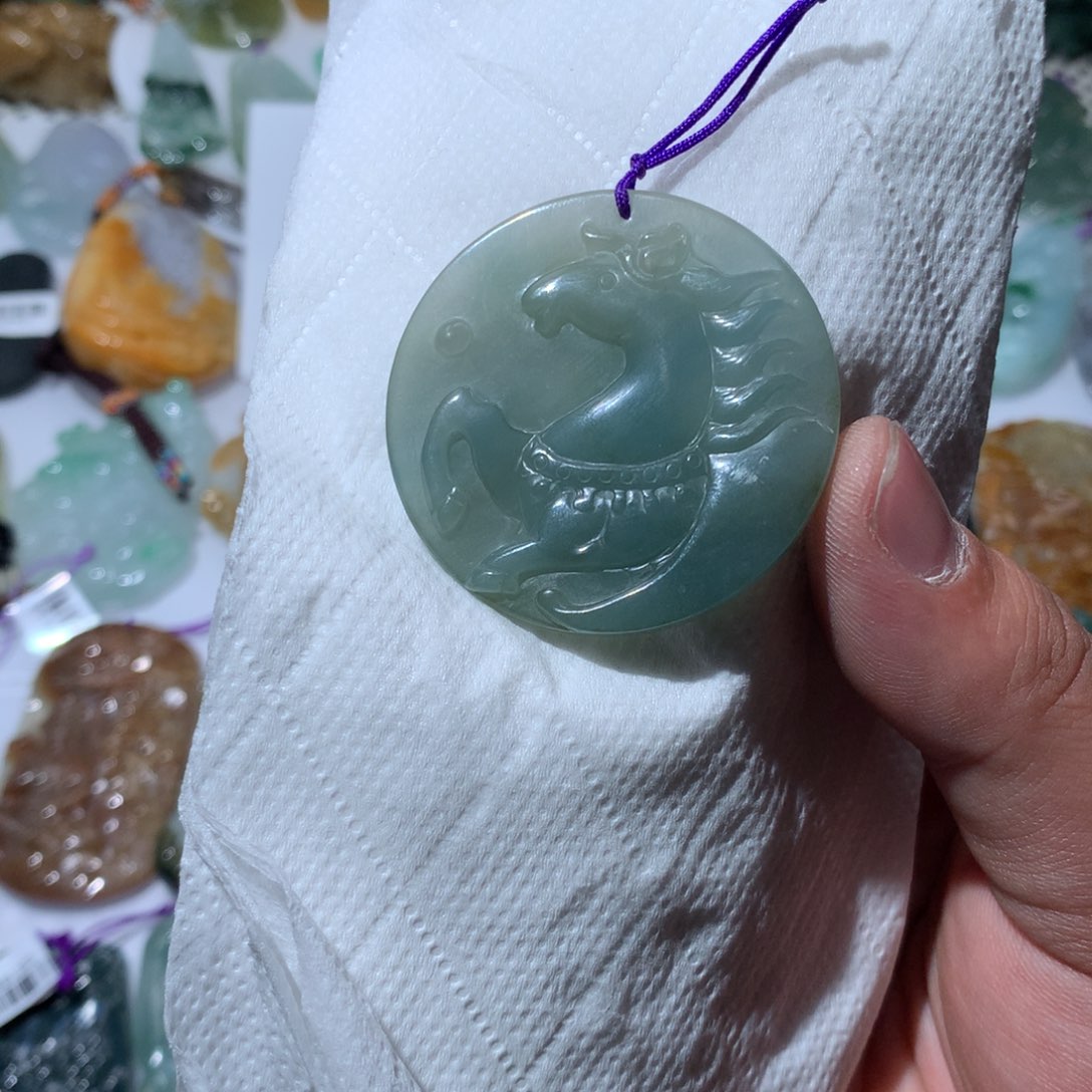 翡翠项链未镶嵌天然