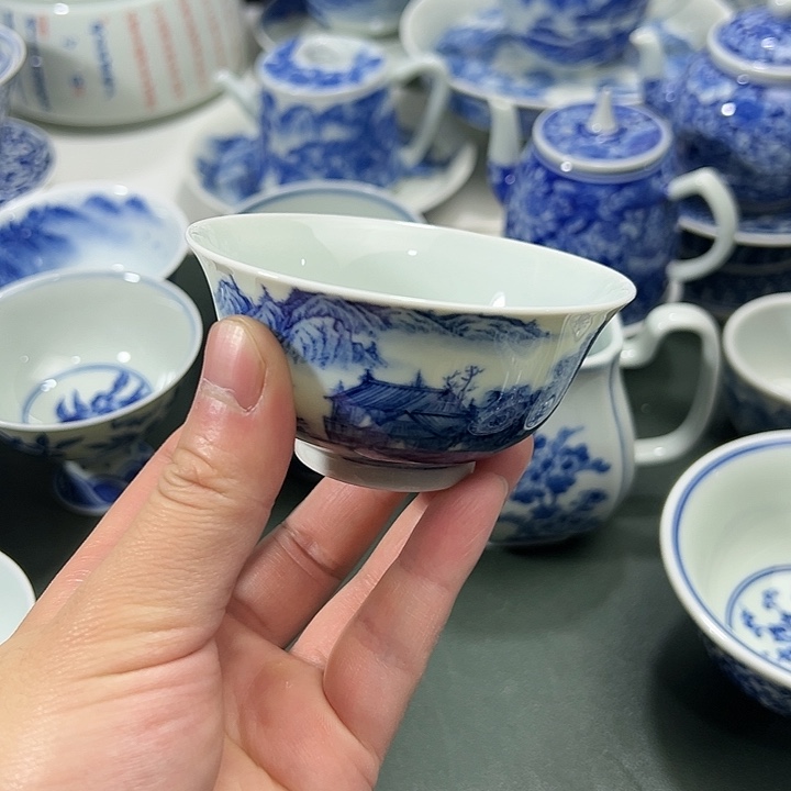 柴窑国画山水宫碗