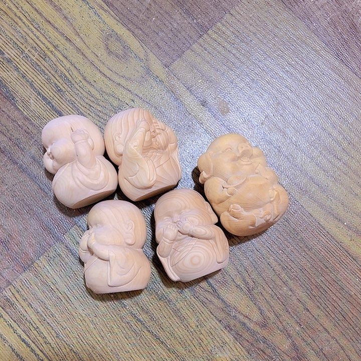 木小**、小叶黄杨木5个手把件有瑕