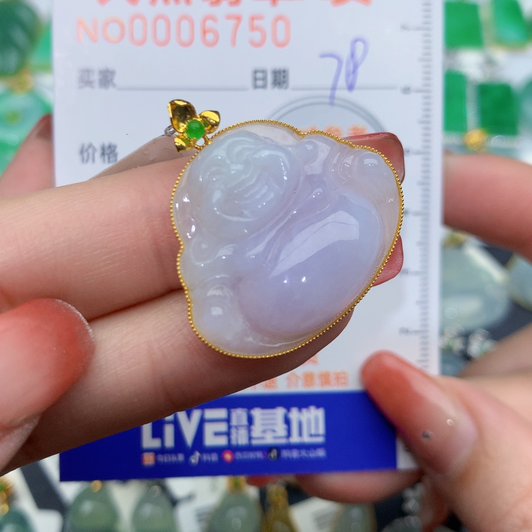 翡翠颈饰18K金镶嵌佛公