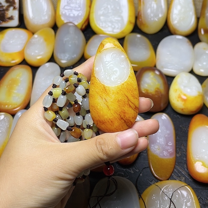【闪购商品】和田玉未镶嵌颈饰