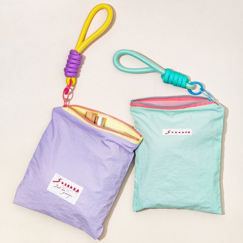 化妆包女便携外出薄款马卡龙撞色收纳小包口红化妆品数据线收纳袋