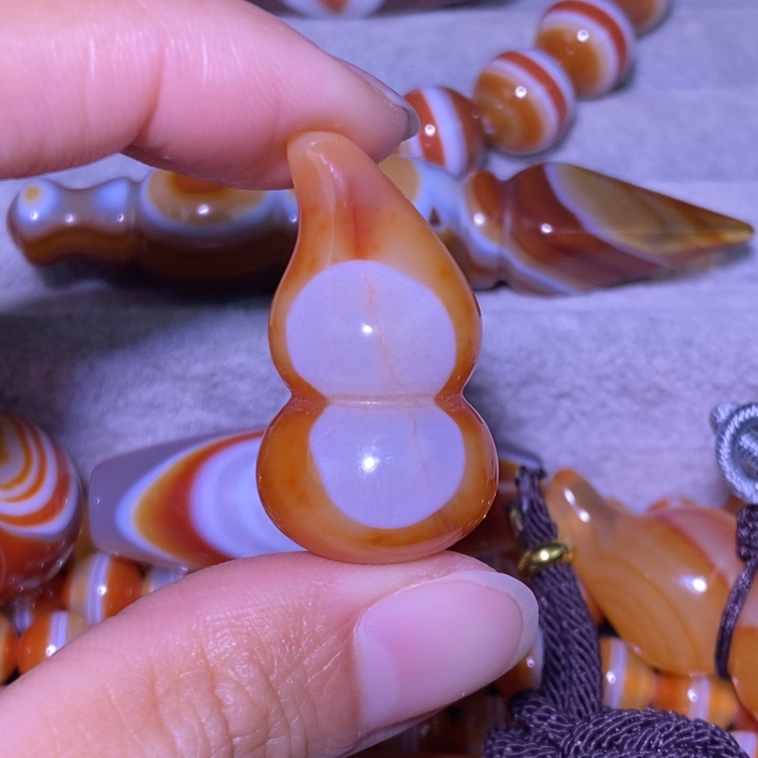 玛瑙/玉髓未镶嵌颈饰