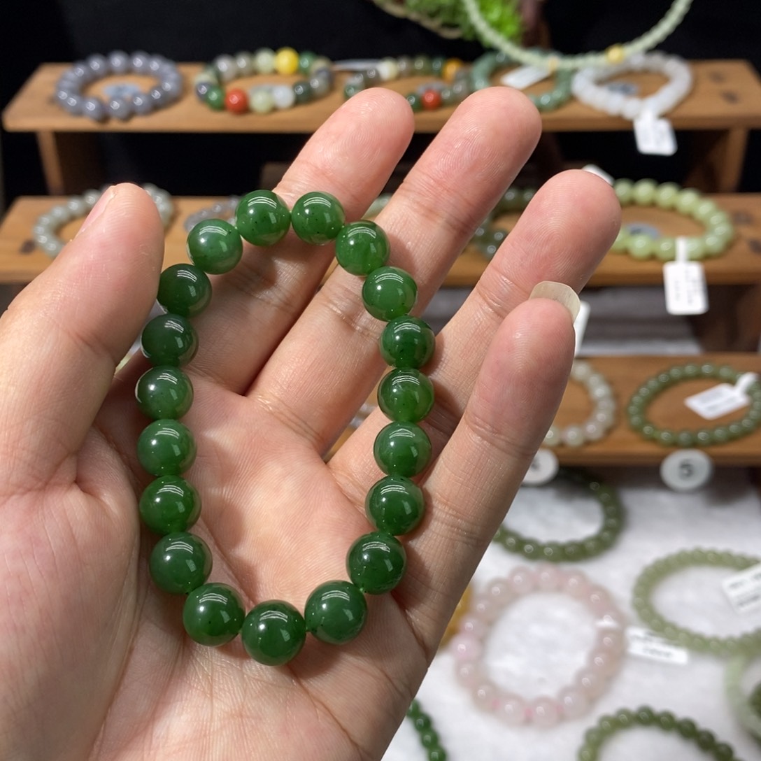 和田玉手链未镶嵌妙*碧玉卡10