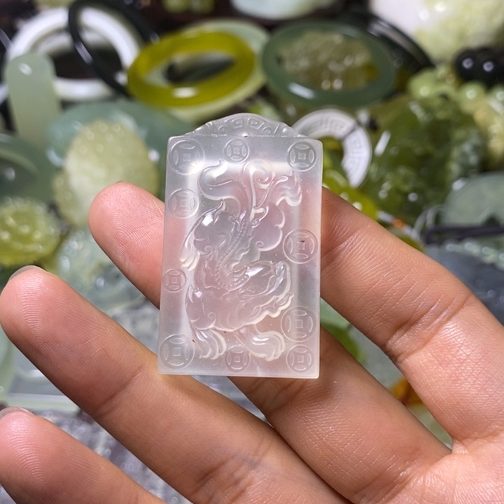 岫玉岫玉挂件未镶嵌