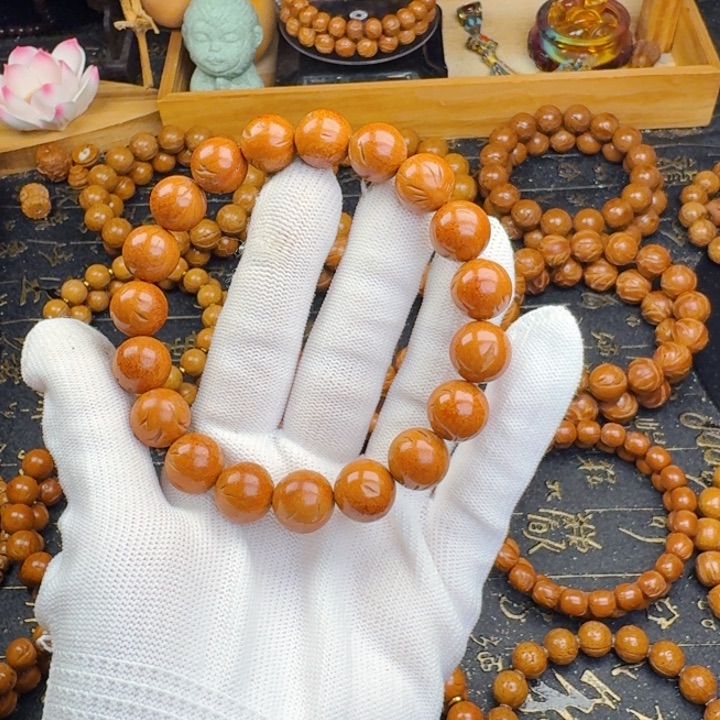 沈***厂手串桃核12尺寸龙纹