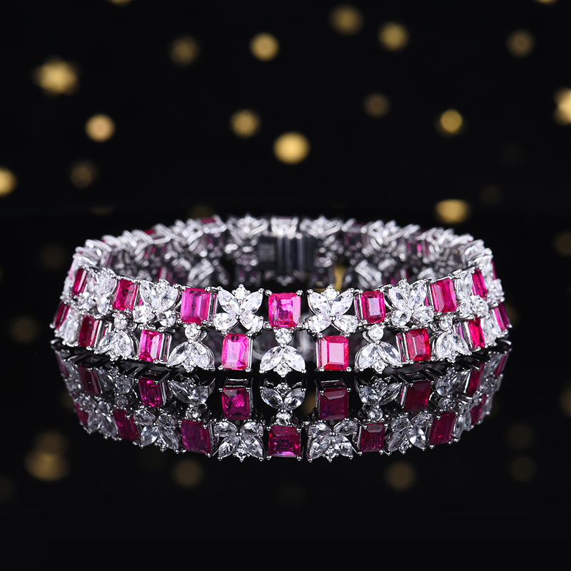 主石7.23克拉 18K金天然无烧红宝石手链