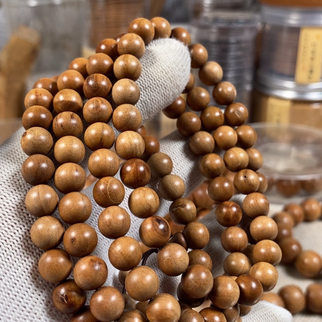 檀香木手串/手链0.8多圈瑕疵串 迈索尔