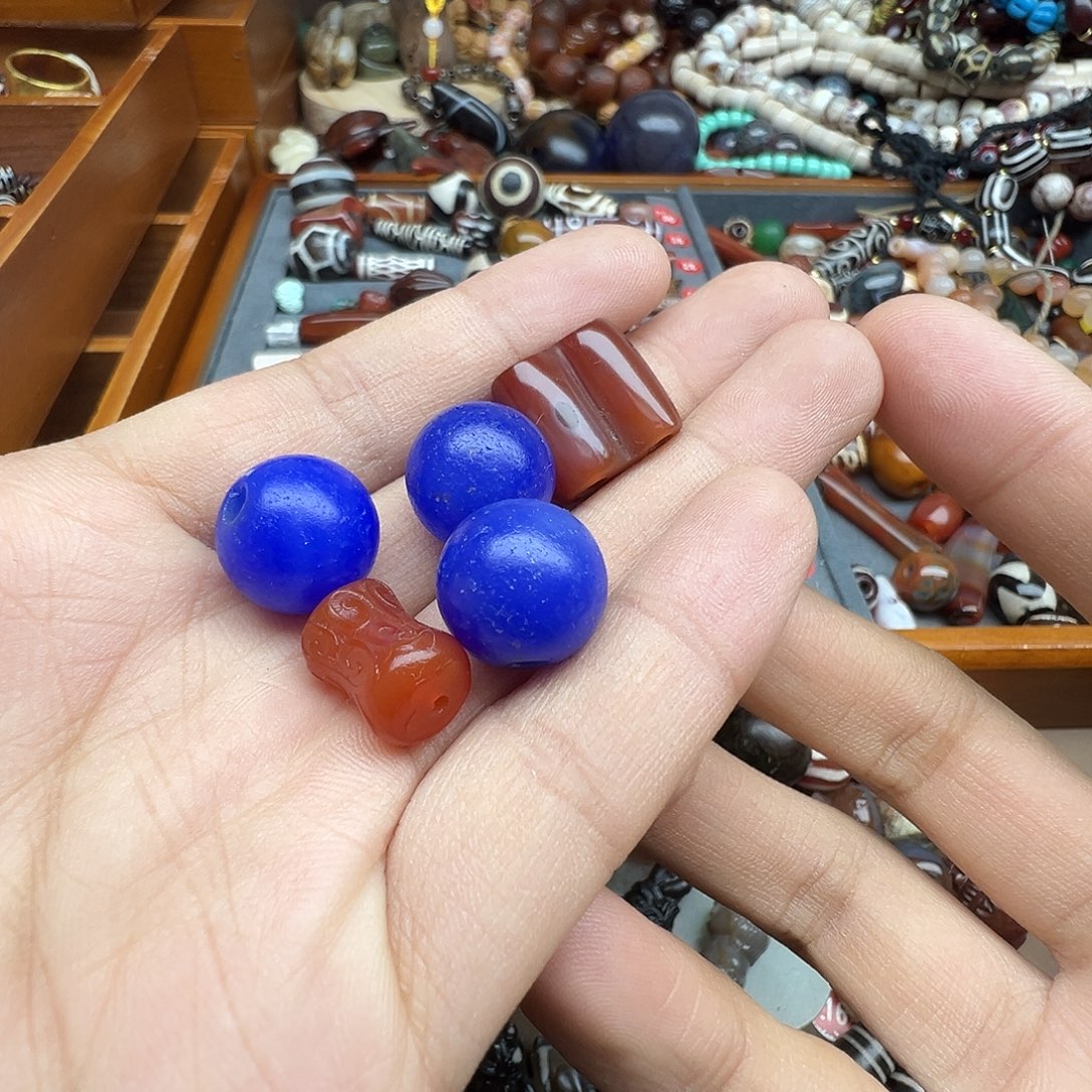 ****族玛瑙/玉髓未镶嵌珠宝半成品