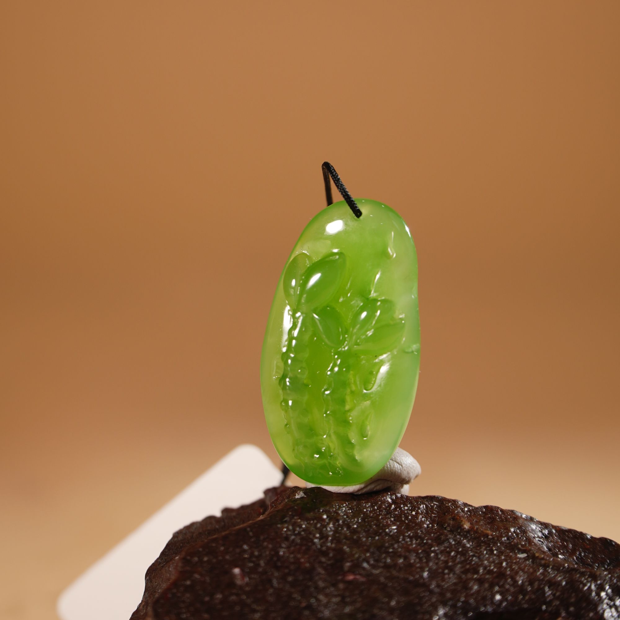 HE50304和田玉碧玉精雕吊坠