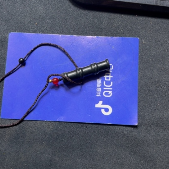 和田玉颈饰未镶嵌萌***?