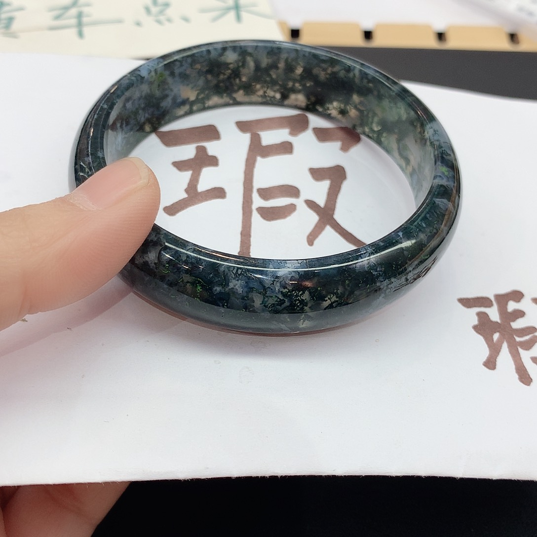 玛瑙/玉髓手镯未镶嵌129（瑕疵6061