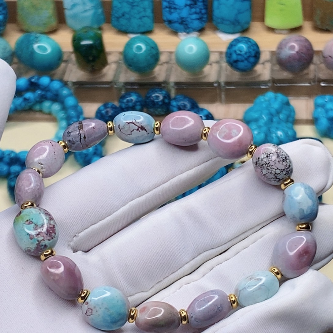 绿松石未镶嵌珠宝奇石