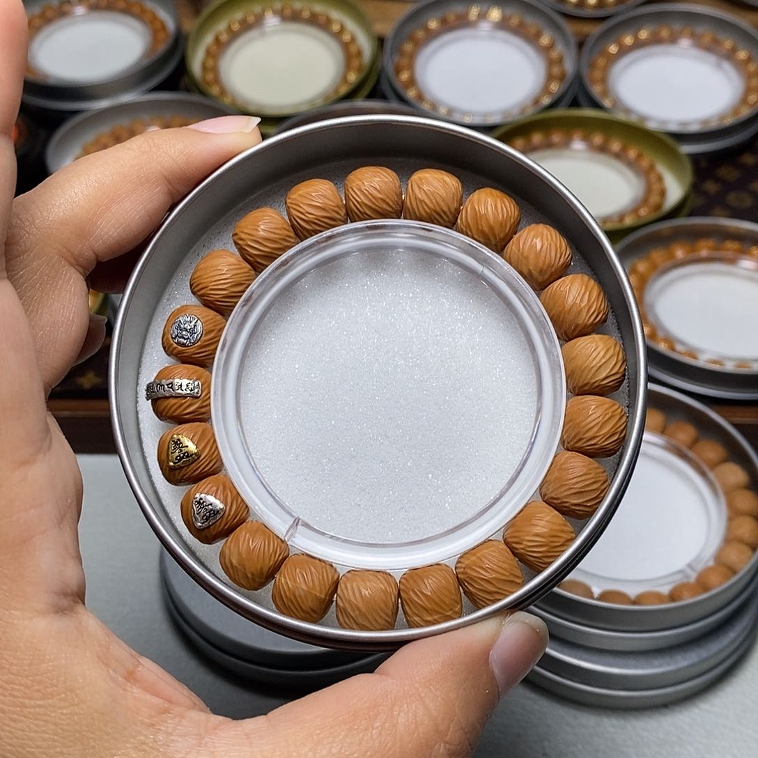 猴头核桃手串62号四标毕业云锦11左右