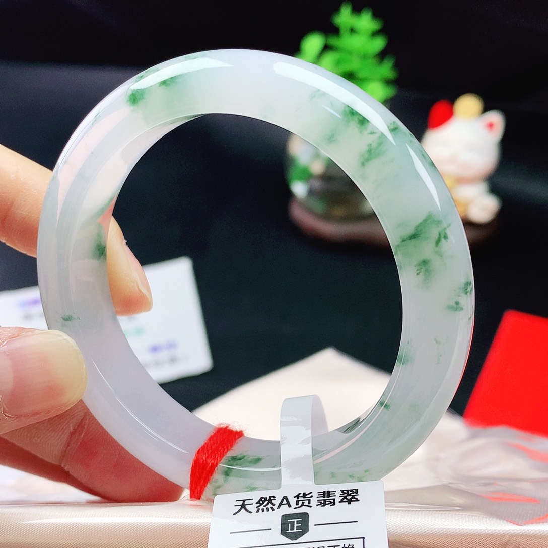 未镶嵌手镯翡翠54圈