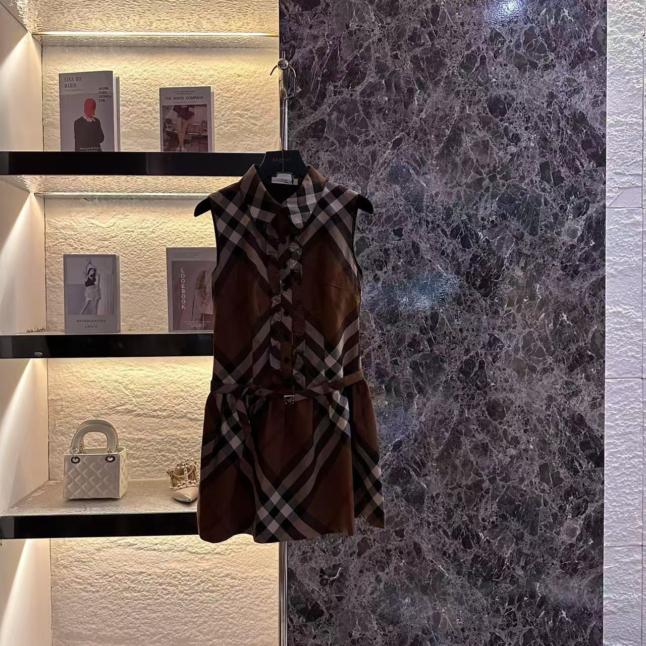 【CENFUN】129*经典撞色条纹气质优雅修身针织连衣裙E001388