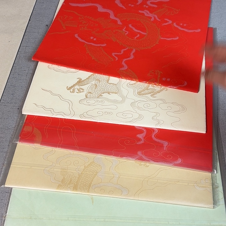 四尺对开蜡染龙纹宣纸半熟的处理清仓