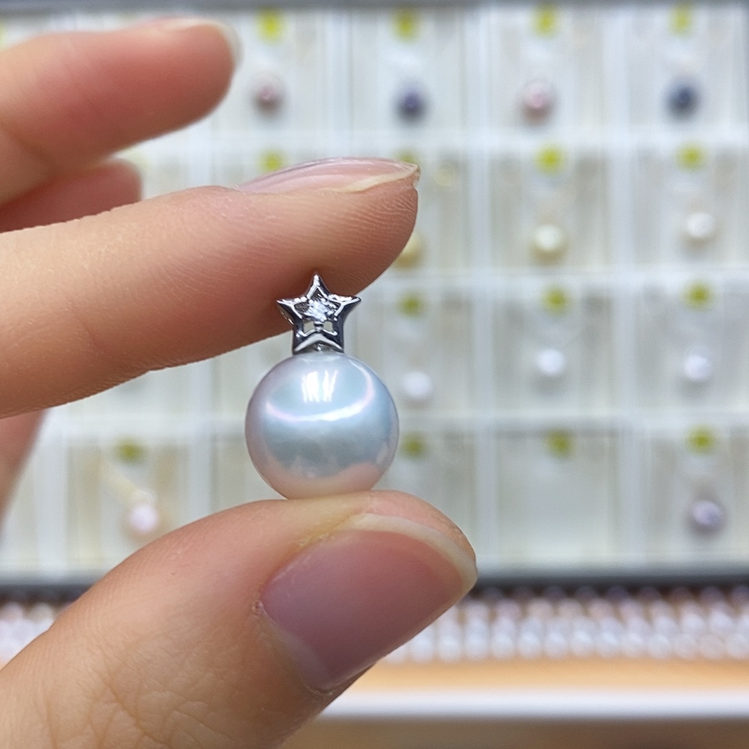 淡水珍珠吊坠(赠链)未镶嵌