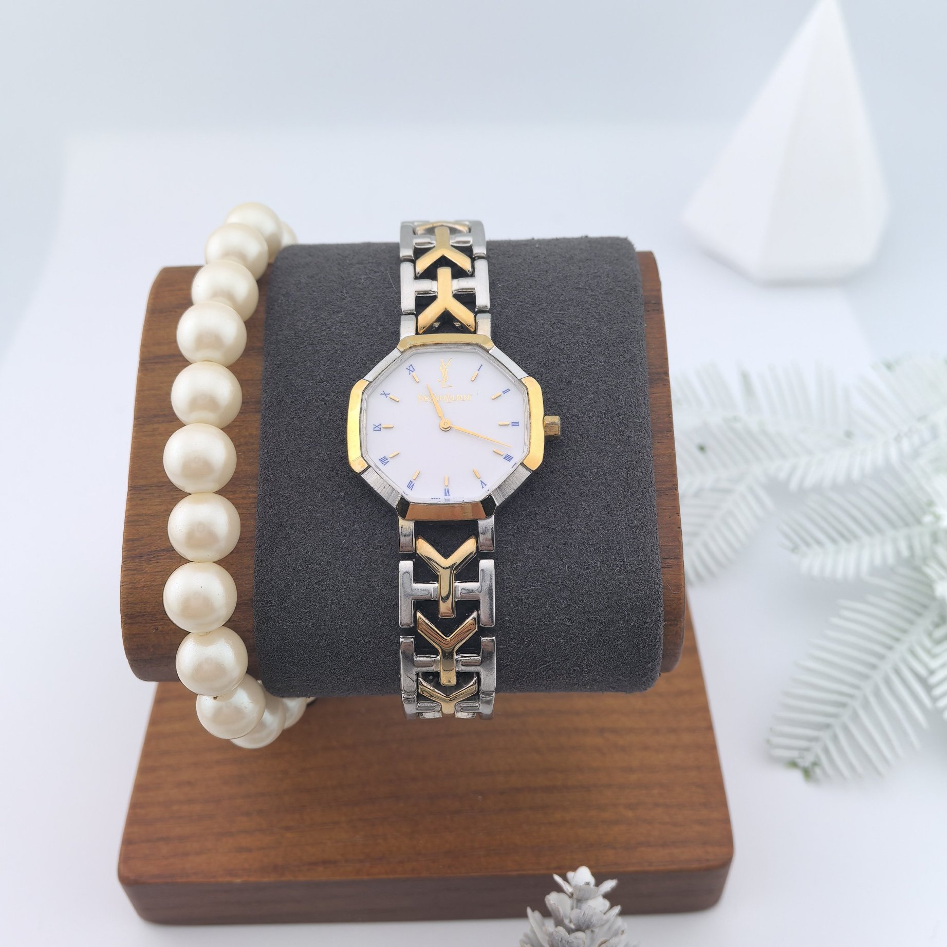95新 YSL/圣罗兰 中古YSL杨树林女表/石英机芯/表经22.4mm/01014