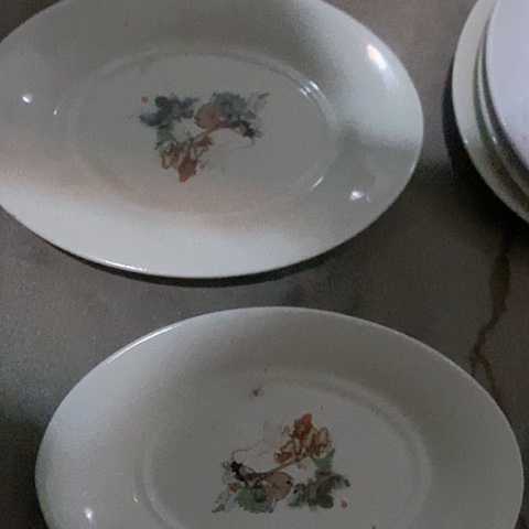 。。摆件，烧制问题都是正常的哦微瑕