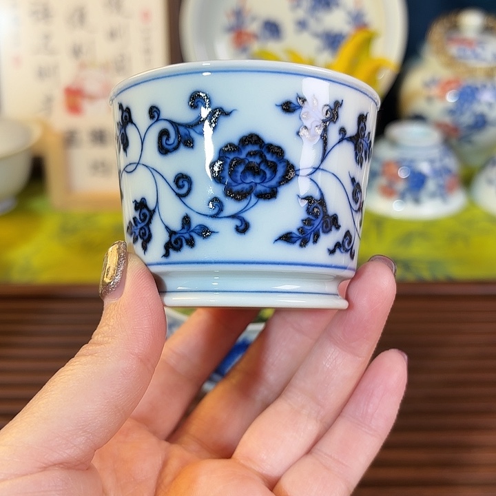 陶瓷杯子广琛公柴窑青花缠枝花卉容添主人杯