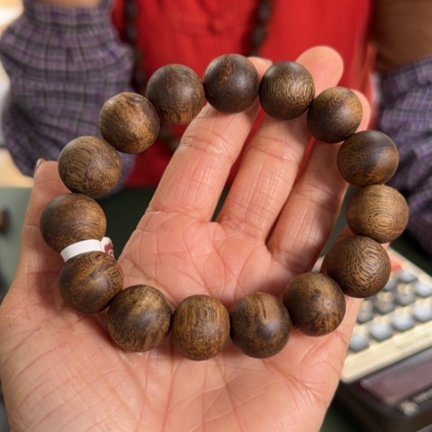 沉香手串白棋18克卡1.6多样性发1条