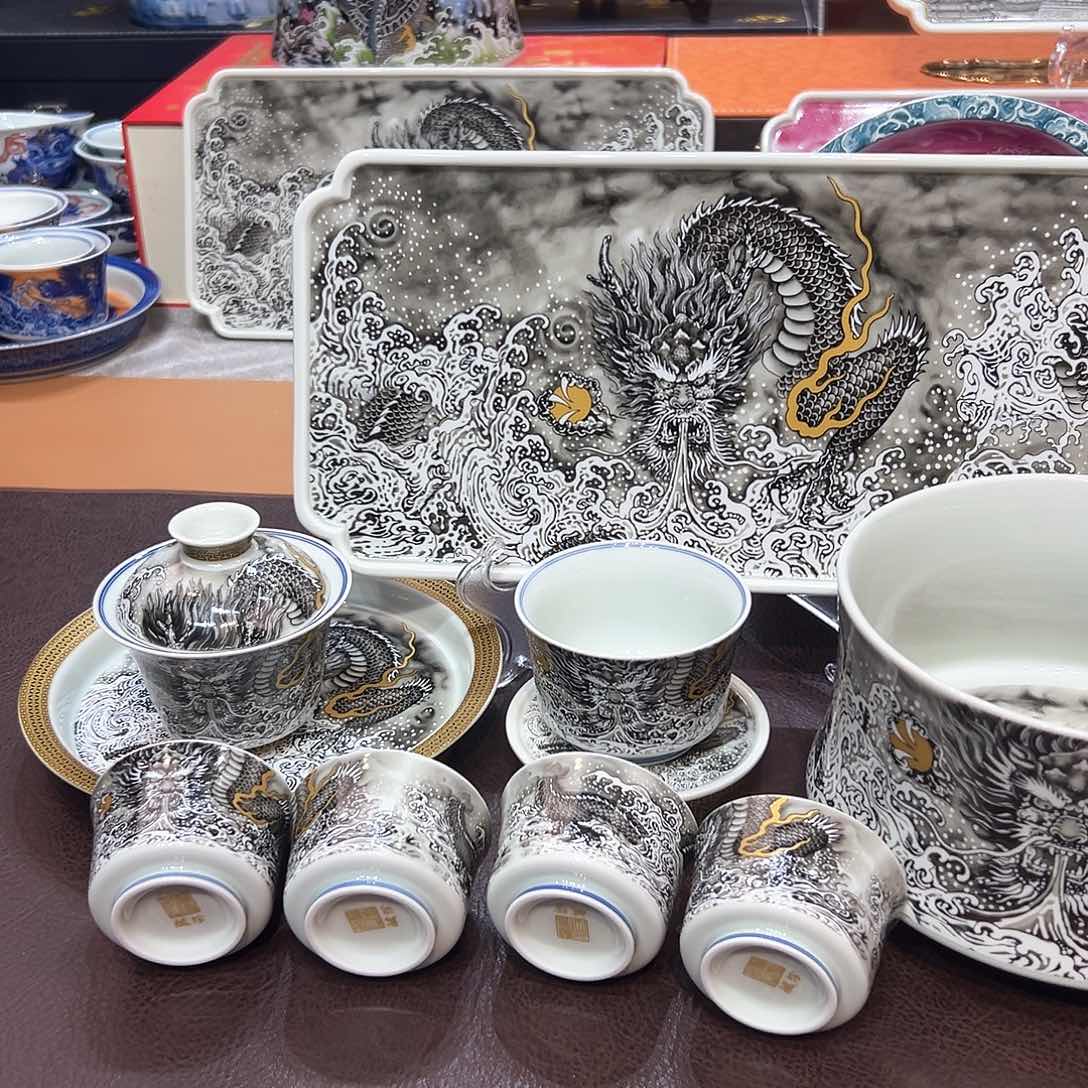 摆件景德镇陶瓷艺术