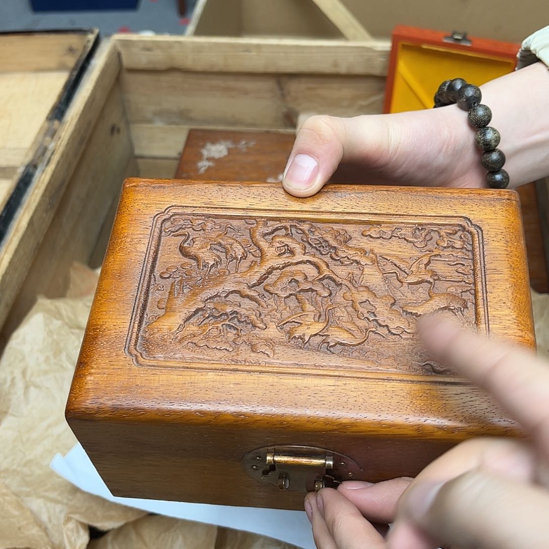 大叶紫檀（黑酸枝木类）