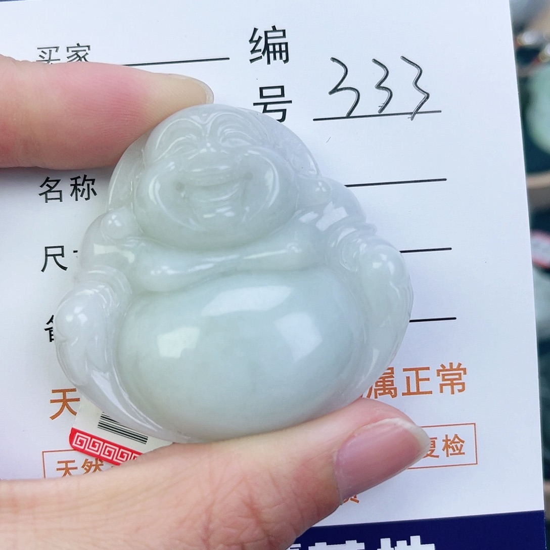 翡翠颈饰未镶嵌佛公