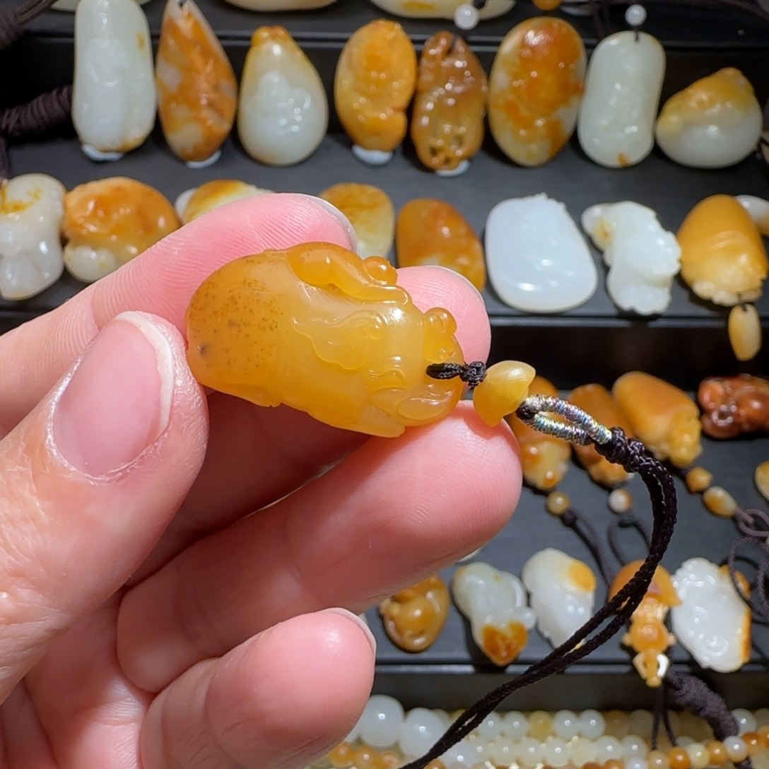 和田玉吊坠(不含链)未镶嵌