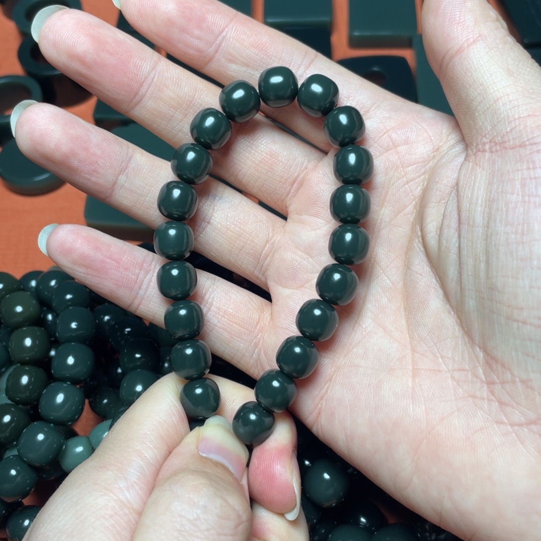 清***9和田玉未镶嵌颈饰